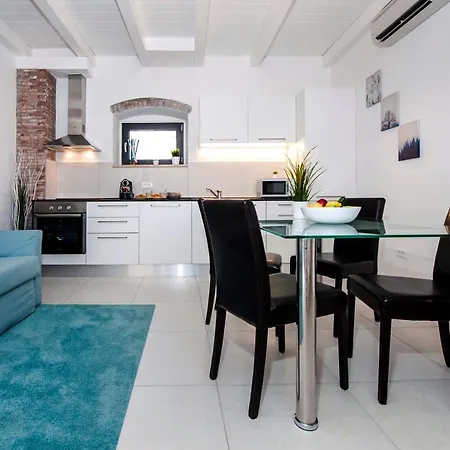 Marcus Home Rovinj Exterior photo
